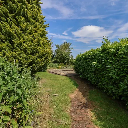 Granary Pickering